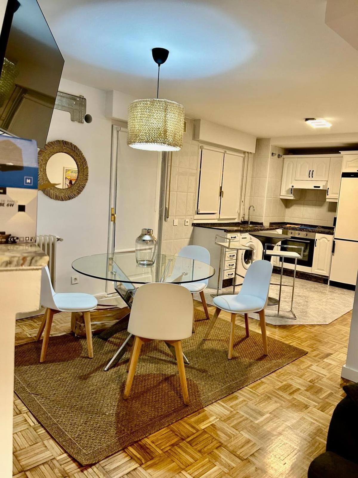 Apartamento Albany , Mno Dominguez Berrueta 레온 외부 사진